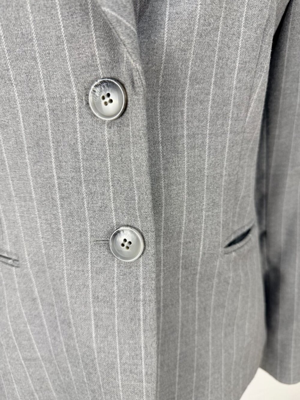 Antonio Melani Gray Pinstripe Blazer Women Size 4 Career Office Business Jacket - Picture 7 of 11